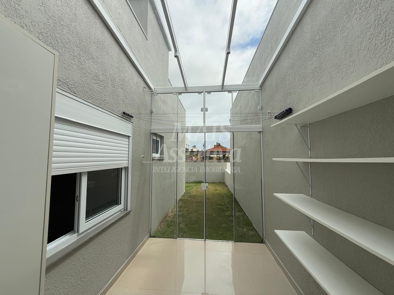 Excelente casa geminada à venda no Balneário Noiva do Mar em Xangri-Lá - Semi Mobiliada