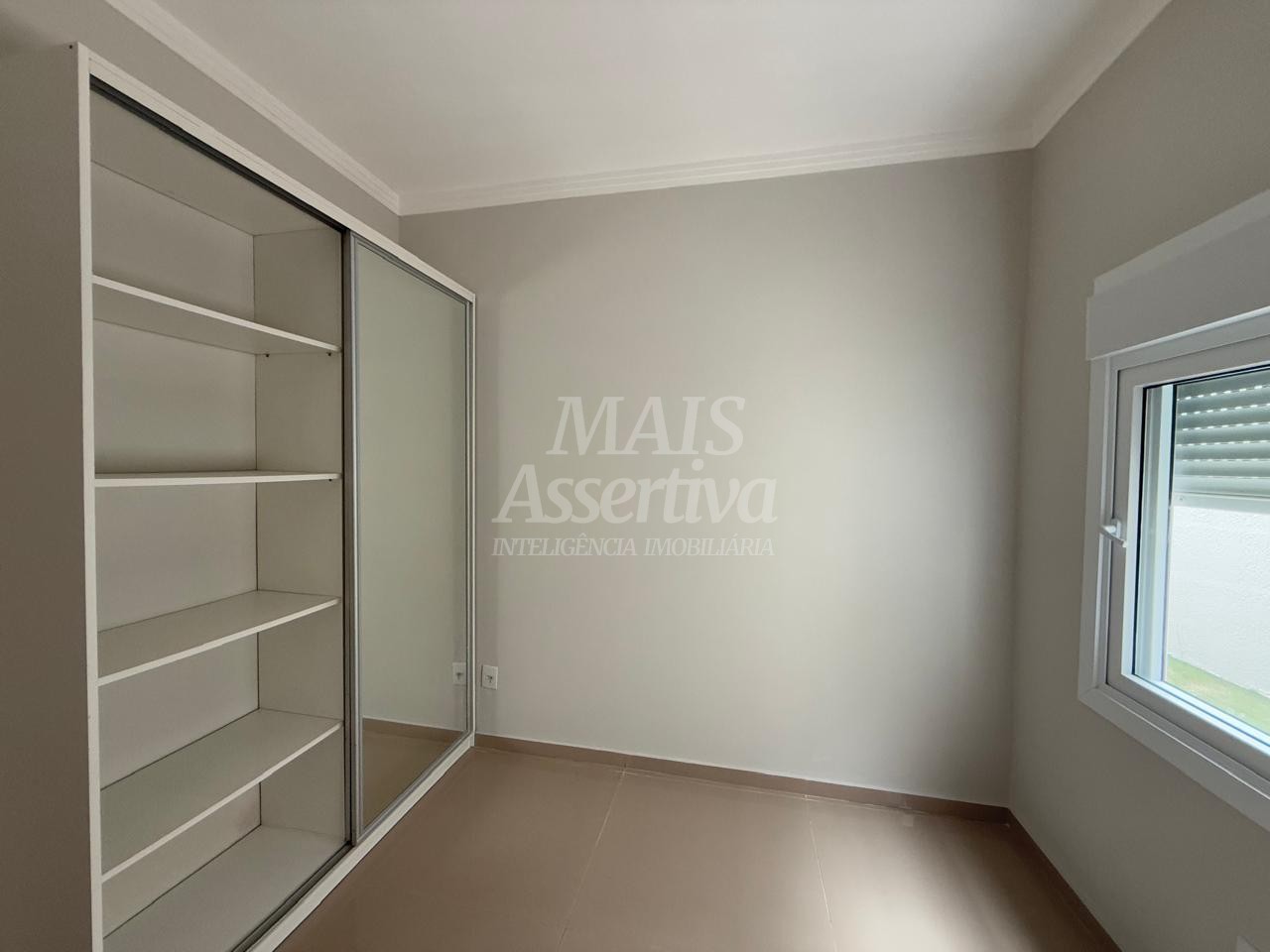 Excelente casa geminada à venda no Balneário Noiva do Mar em Xangri-Lá - Semi Mobiliada