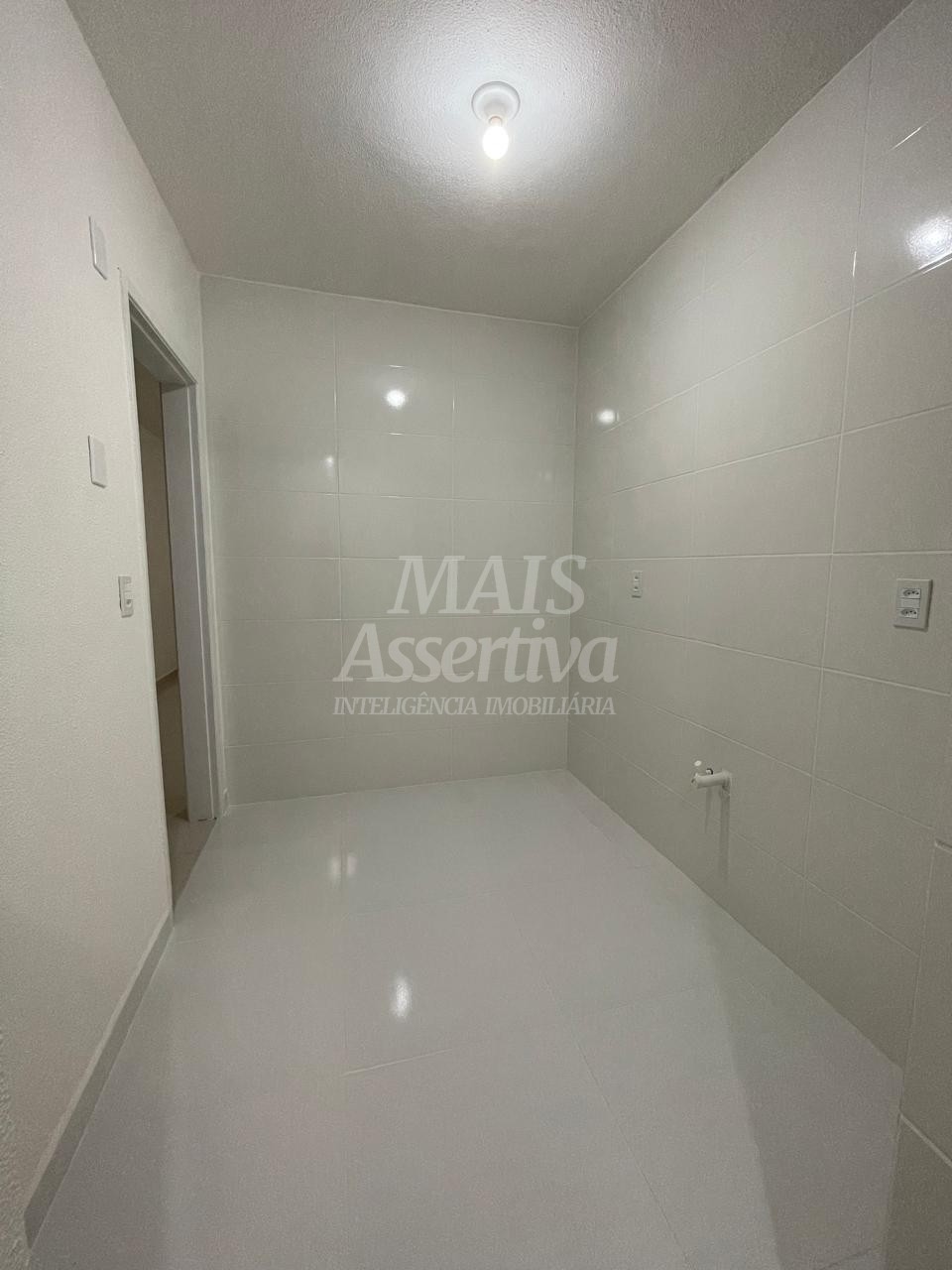 Excelente Apartamento térreo à venda no bairro São Miguel em São Leopoldo - 2 Dormitórios
