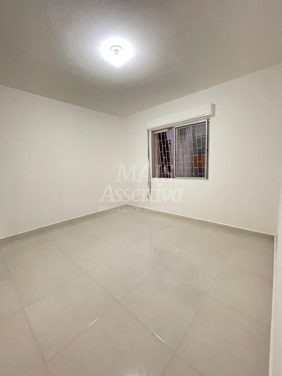 Excelente Apartamento térreo à venda no bairro São Miguel em São Leopoldo - 2 Dormitórios