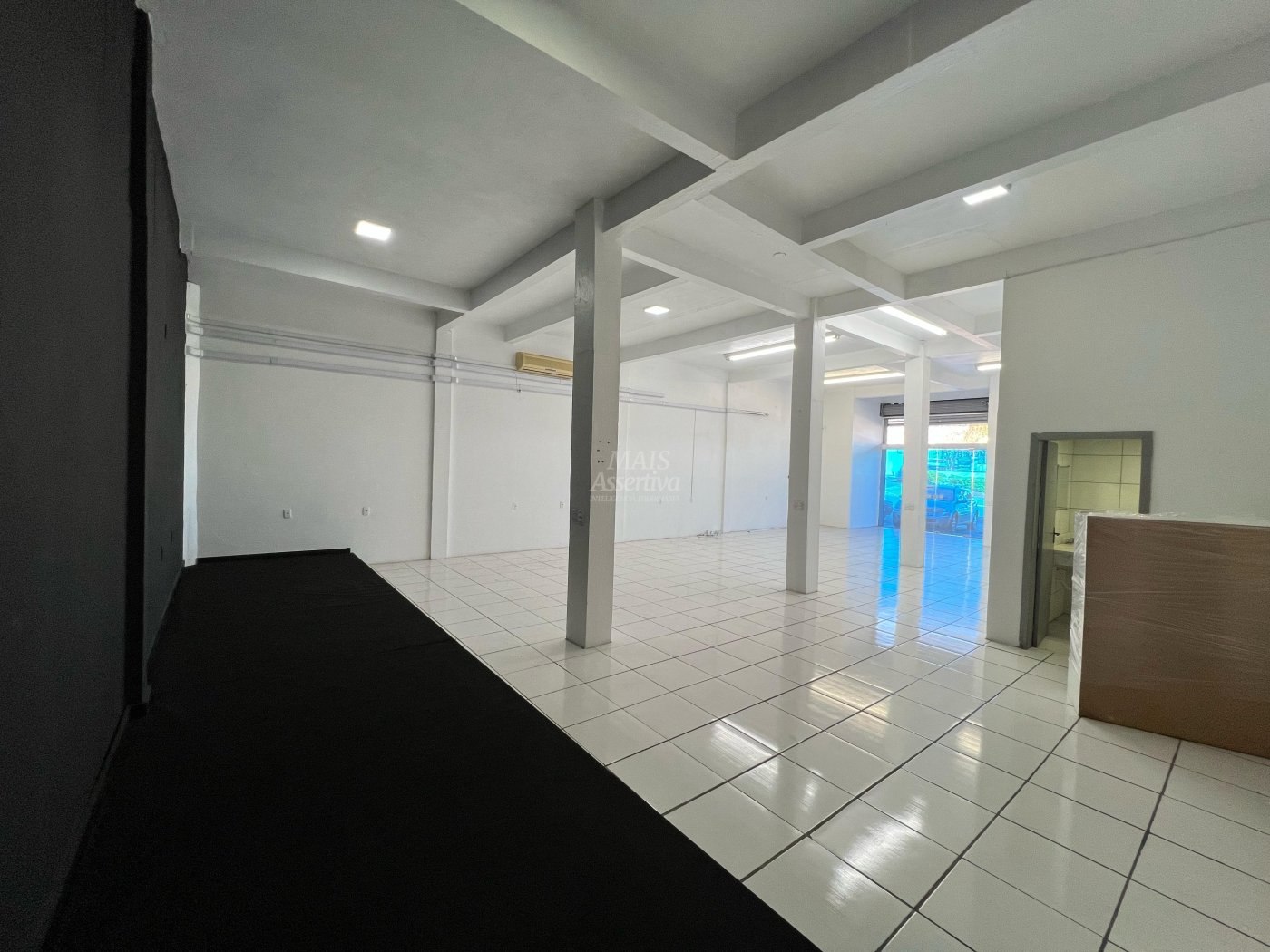 Excelente Sala Comercial para Locação na Rua Ícaro - Canudos, Novo Hamburgo/RS