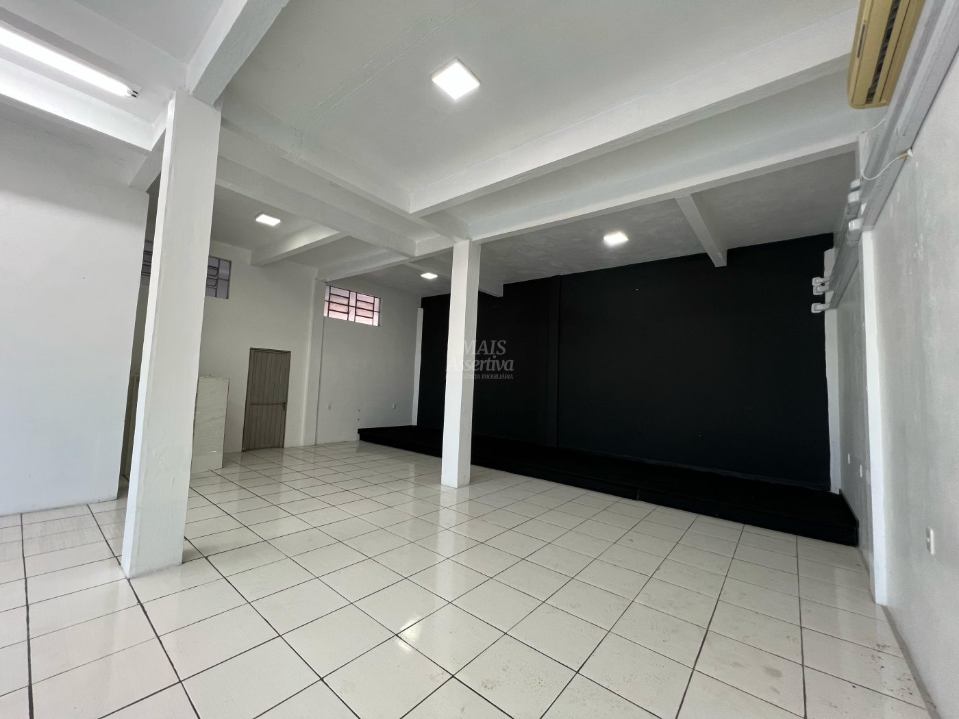 Excelente Sala Comercial para Locação na Rua Ícaro - Canudos, Novo Hamburgo/RS