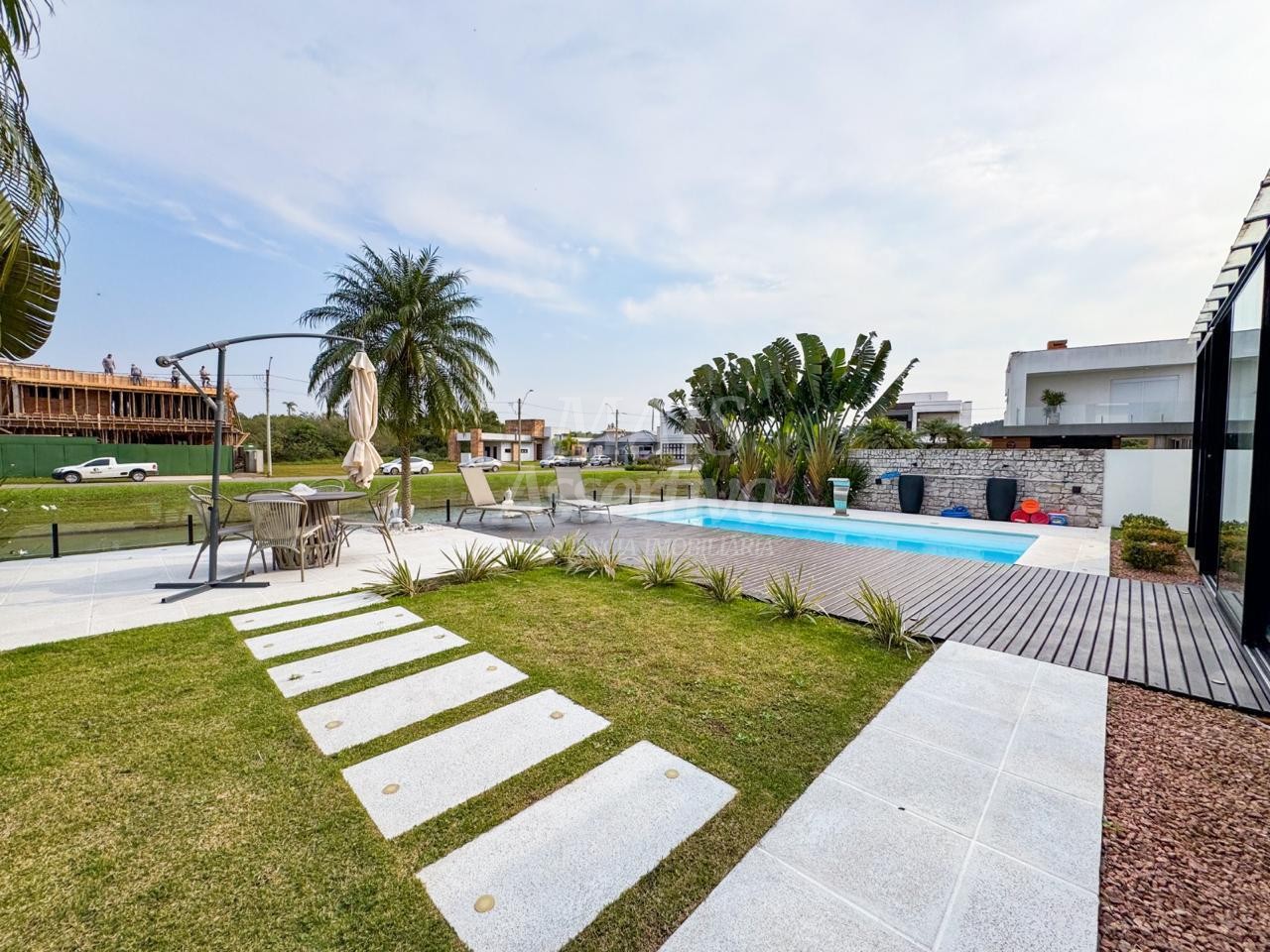 Excelente Casa Mobiliada para locação no Condomínio Reserva das Águas - Torres/RS
