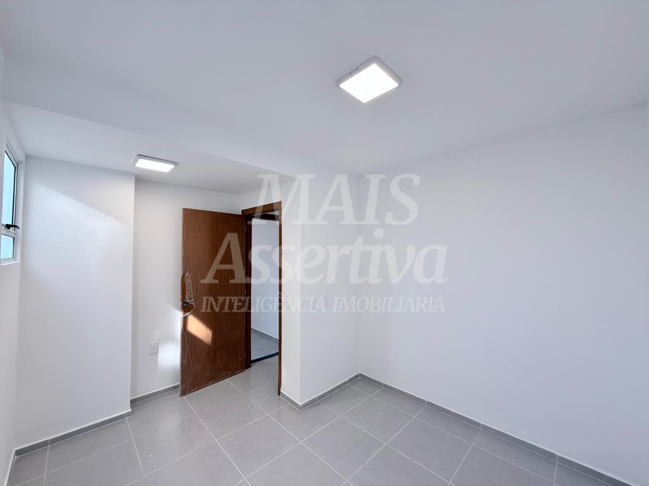 Apartamento térreo de 1 dormitório para locação - Porto Rotterdam 