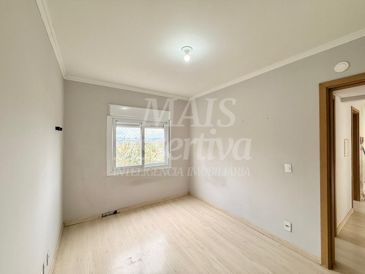 Apartamento no 3º andar, semi mobiliado para venda - Monte Brasil 