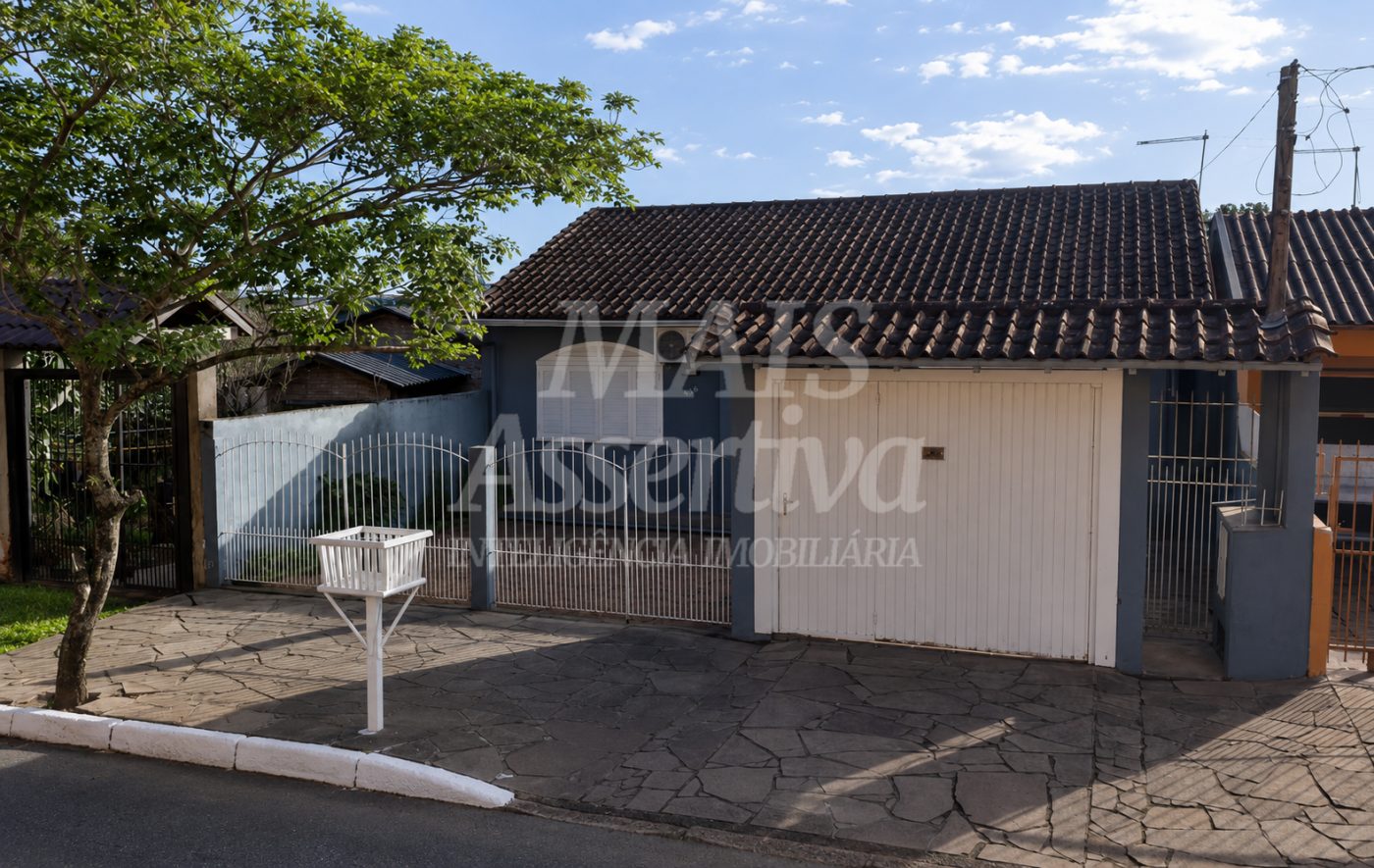Casa para venda de 3 dormitórios, bairro Canudos em Novo Hamburgo 