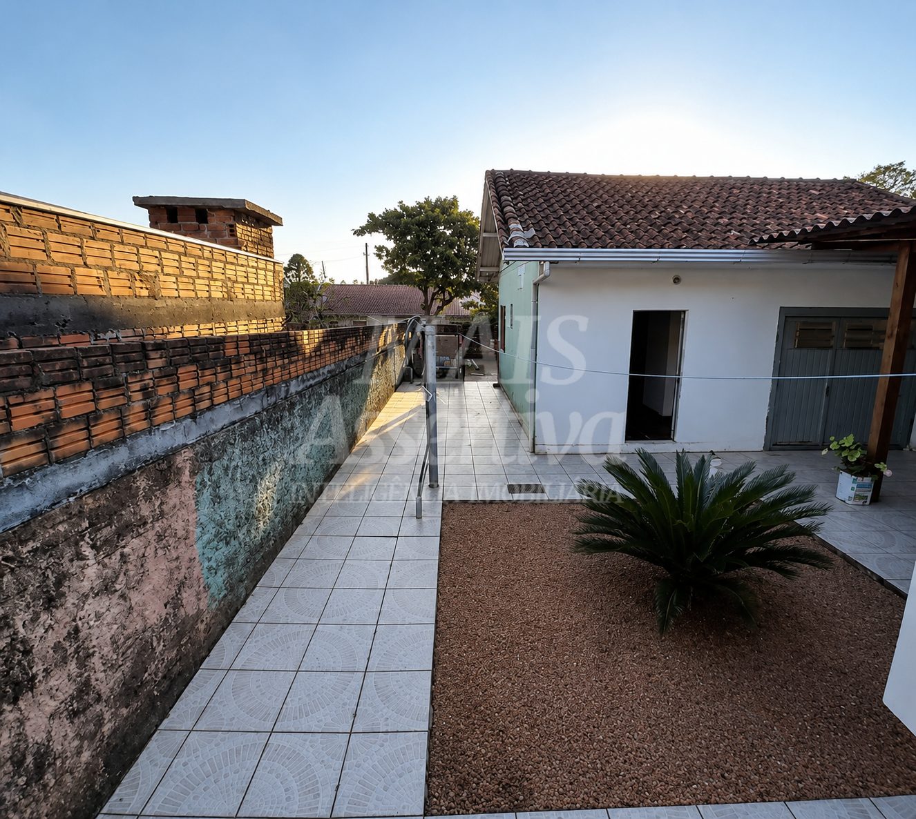 Casa para venda de 3 dormitórios, bairro Canudos em Novo Hamburgo 