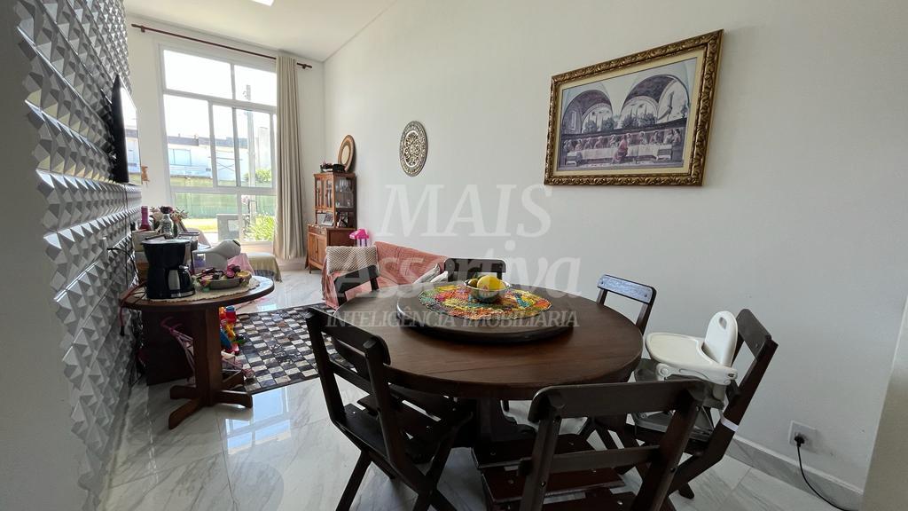 Casa semimobiliada para venda em Xangri-lá Noiva do Mar.