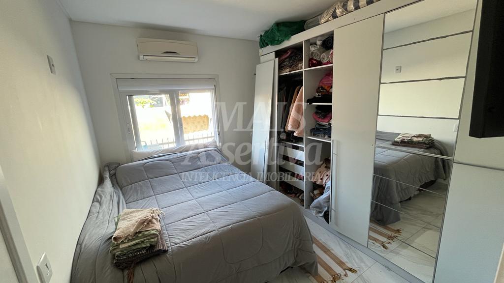 Casa semimobiliada para venda em Xangri-lá Noiva do Mar.