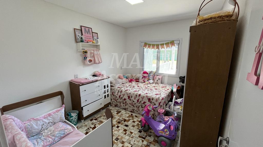 Casa semimobiliada para venda em Xangri-lá Noiva do Mar.