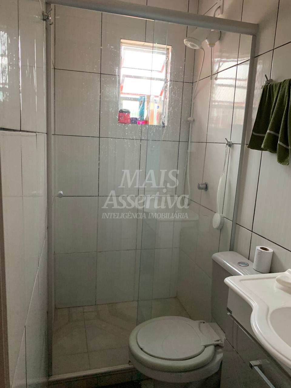 Casa a venda no bairro Jardim Algarve em Alvorada/RS - 2 dormitórios