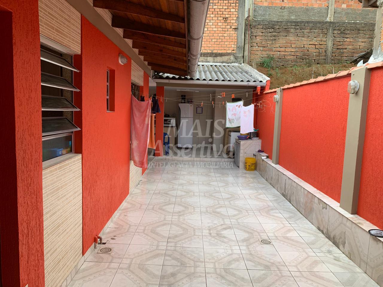 Casa a venda no bairro Jardim Algarve em Alvorada/RS - 2 dormitórios