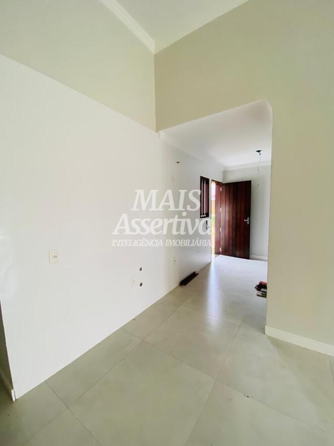Casa para Venda em Arroio Do Sal / RS no bairro Centro